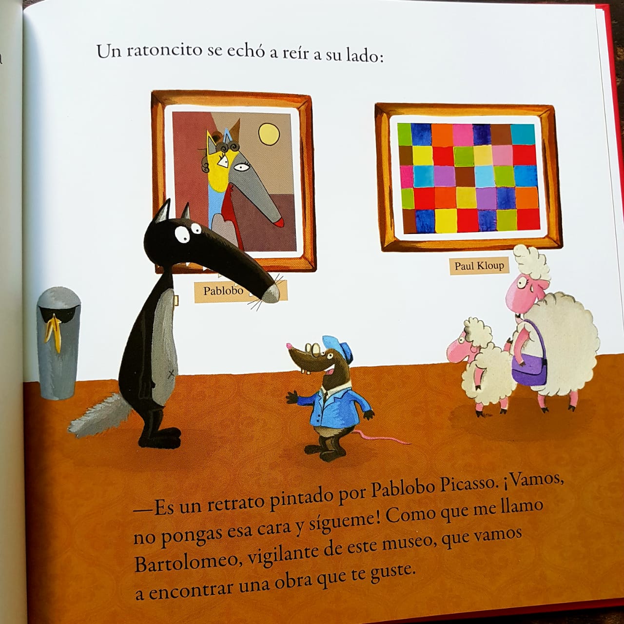 El lobo que investigó en el museo El lobo que investigó en el museo